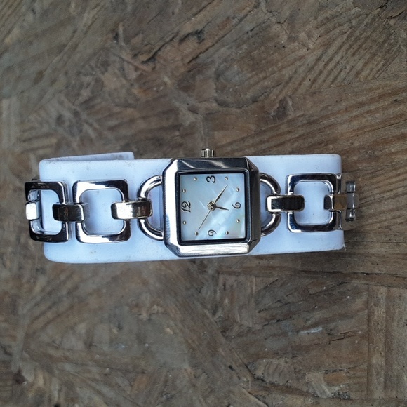 Vintage Watch - Picture 1 of 6